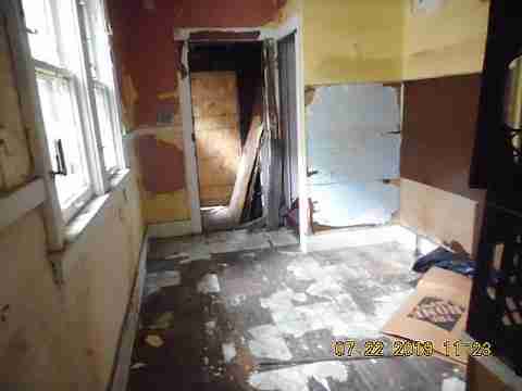 11375 Belleterre (17)_m.jpg